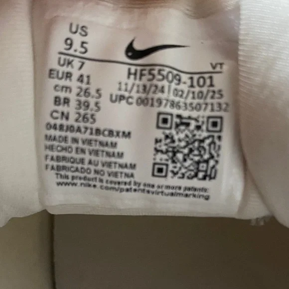 Nike Air Max White, black and blue Sneakers size 9.5 - Picture 6 of 12